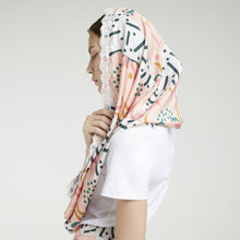 Load image into Gallery viewer, NML Nur Round Scarf